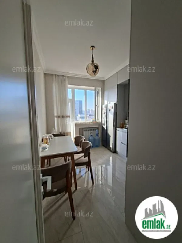 Satılır 3 otaqlı yeni tikili 110 m²