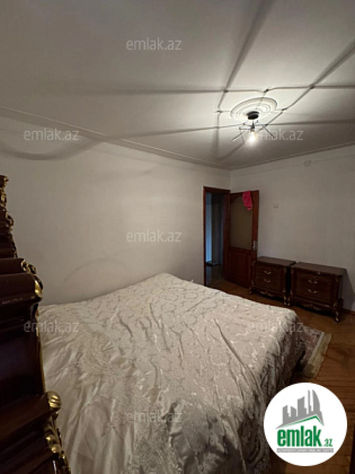 Satılır 3 otaqlı köhnə tikili 60 m²