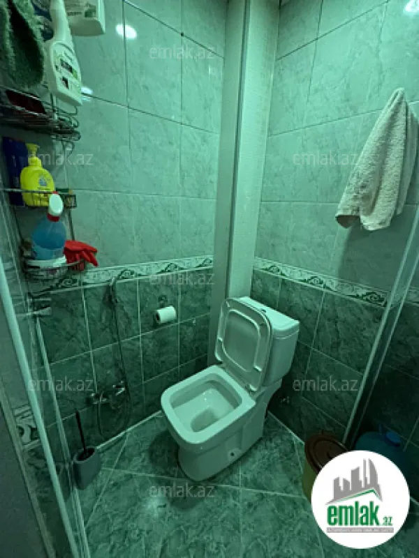 Satılır 3 otaqlı köhnə tikili 60 m²