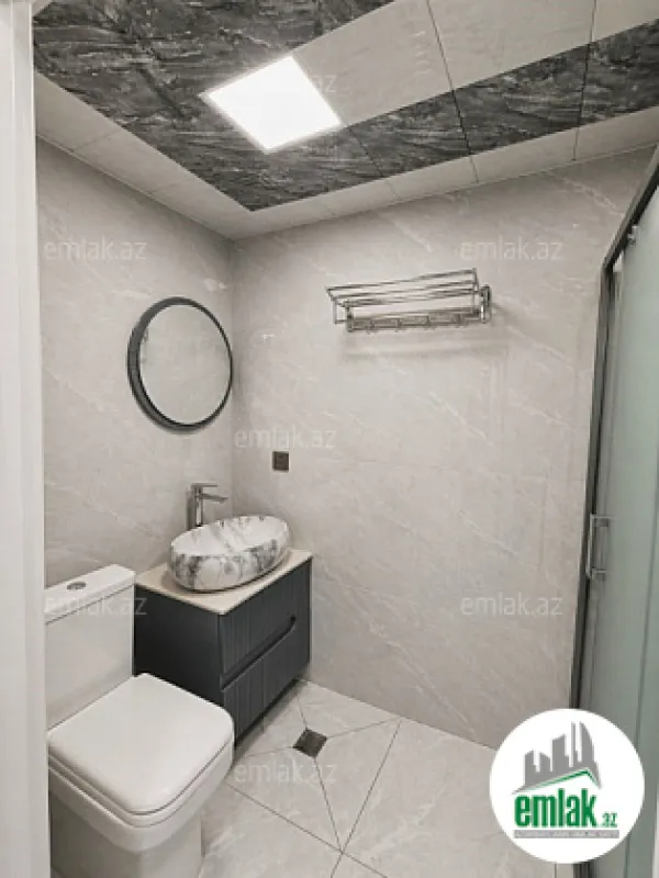 Satılır 3 otaqlı köhnə tikili 75 m²