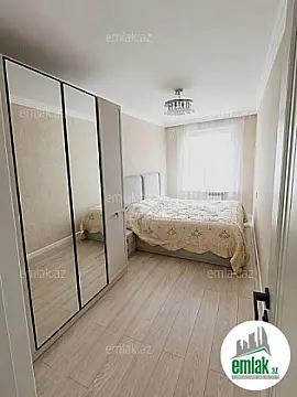 Satılır 3 otaqlı köhnə tikili 75 m²