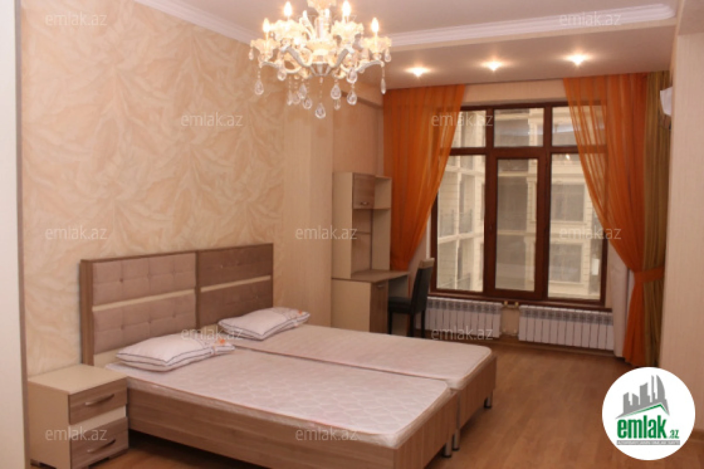 Satılır 4 otaqlı yeni tikili 220 m²