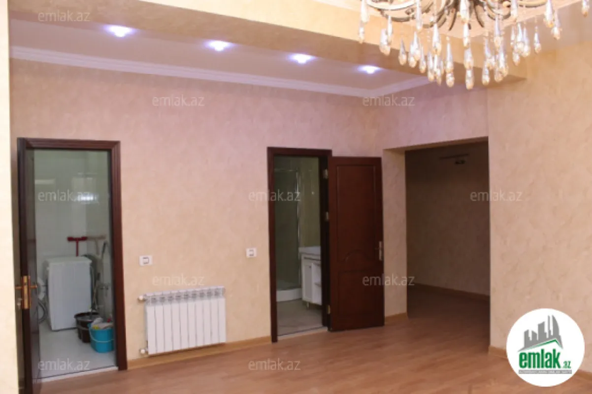 Satılır 4 otaqlı yeni tikili 220 m²