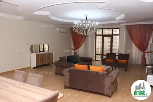 Satılır 4 otaqlı yeni tikili 220 m²