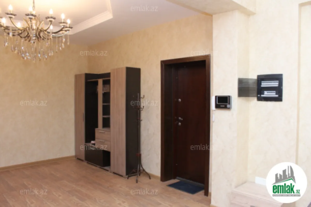 Satılır 4 otaqlı yeni tikili 220 m²
