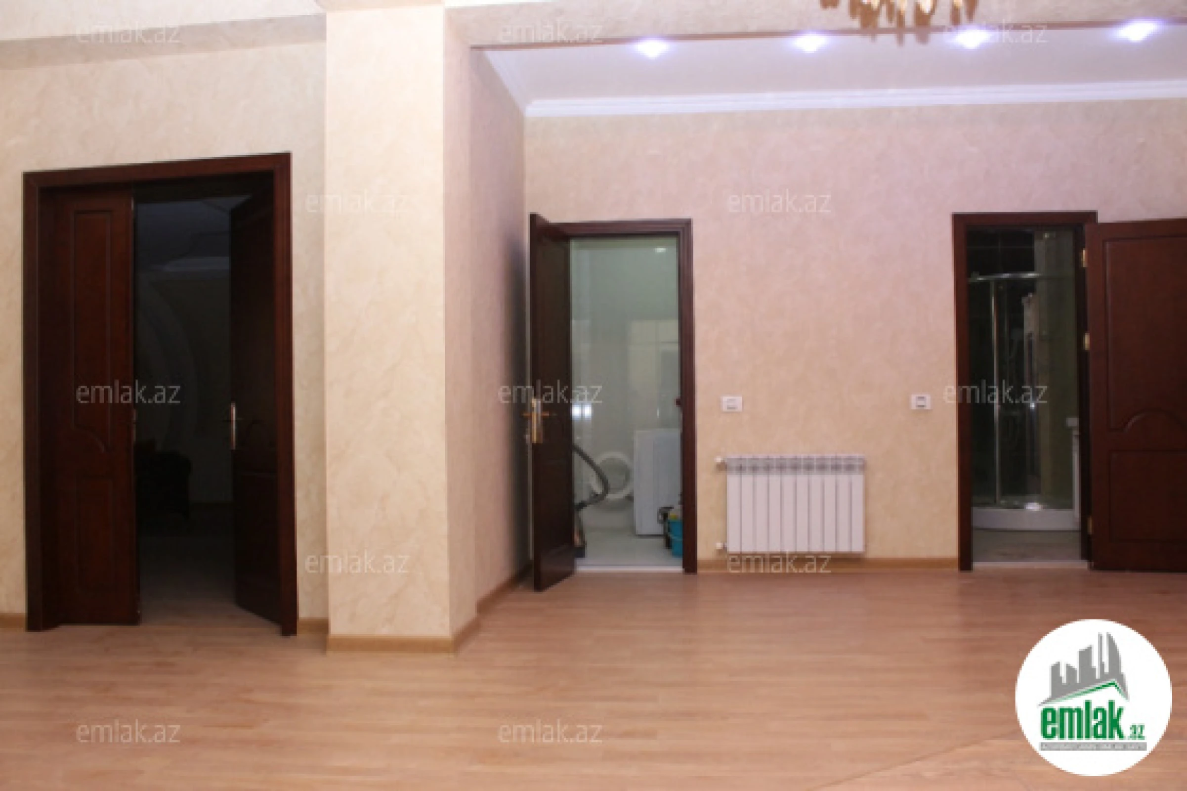 Satılır 4 otaqlı yeni tikili 220 m²
