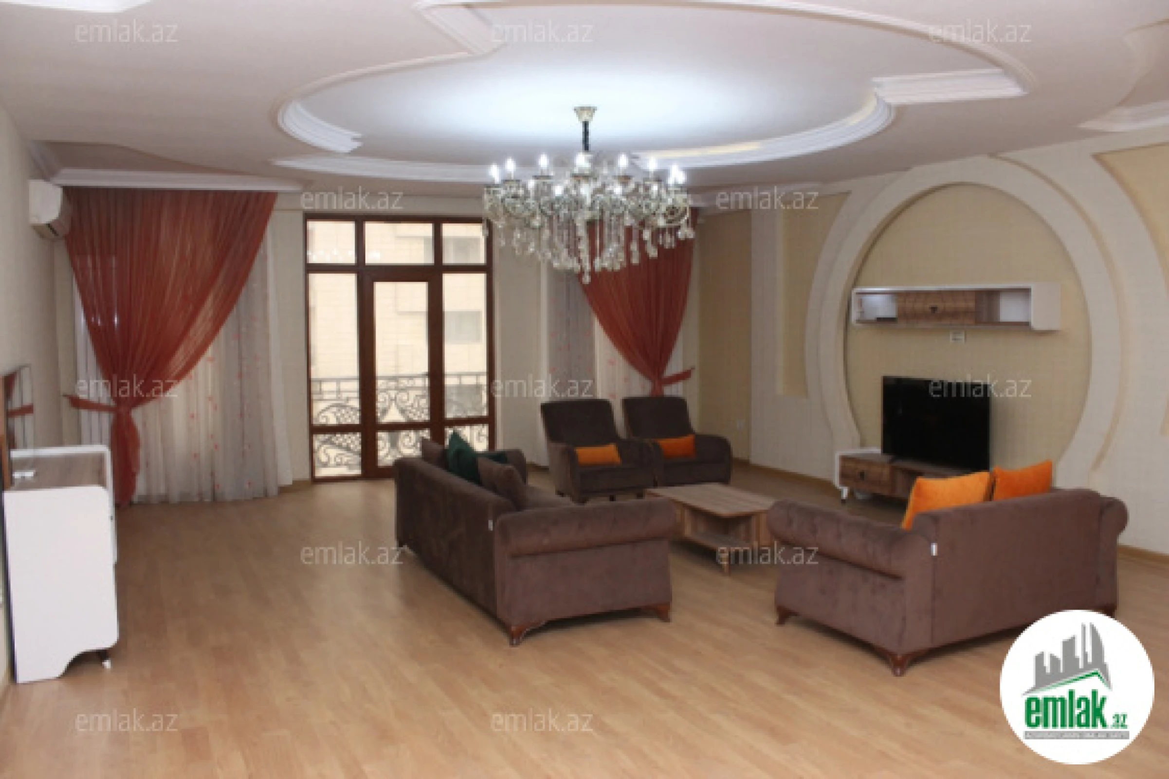 Satılır 4 otaqlı yeni tikili 220 m²