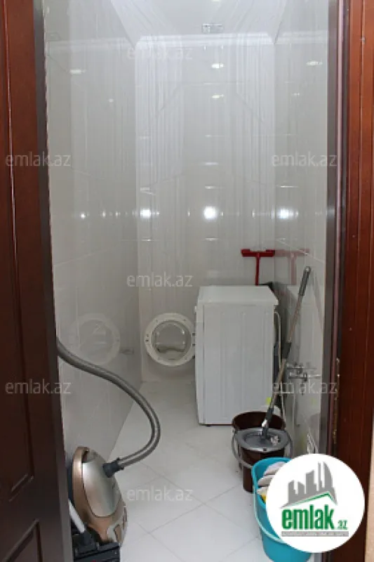 Satılır 4 otaqlı yeni tikili 220 m²