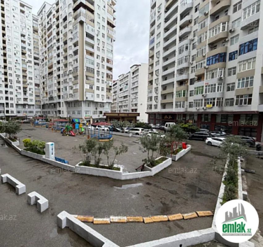 Satılır 4 otaqlı yeni tikili 129 m²