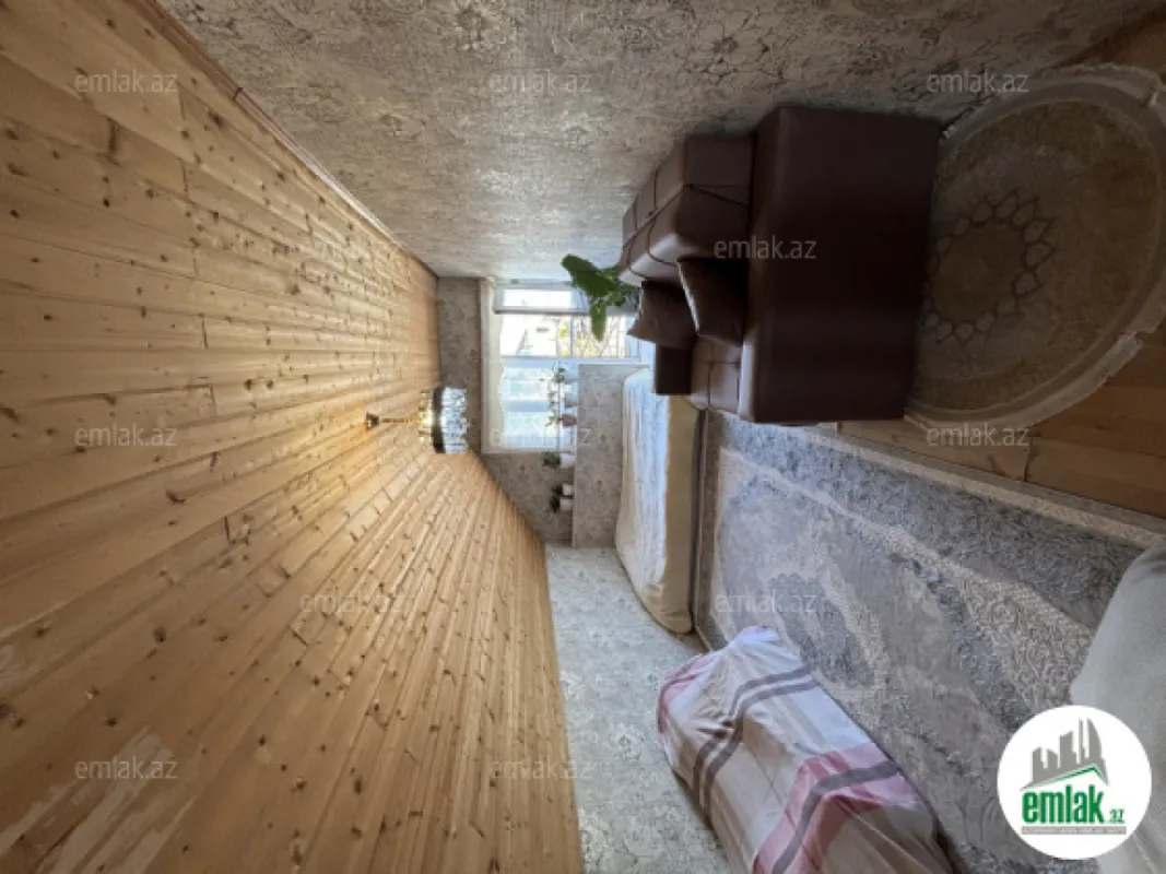 Satılır 6 otaqlı həyət evi 200 m²