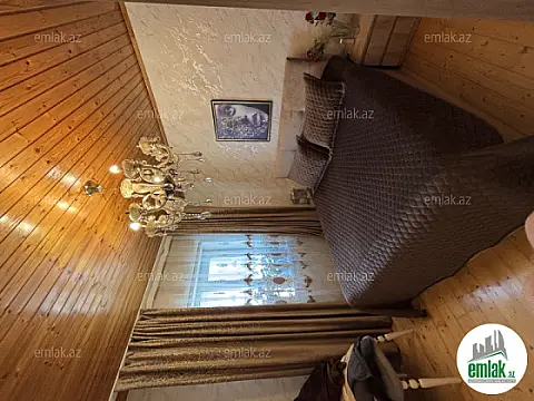 Satılır 6 otaqlı həyət evi 200 m²