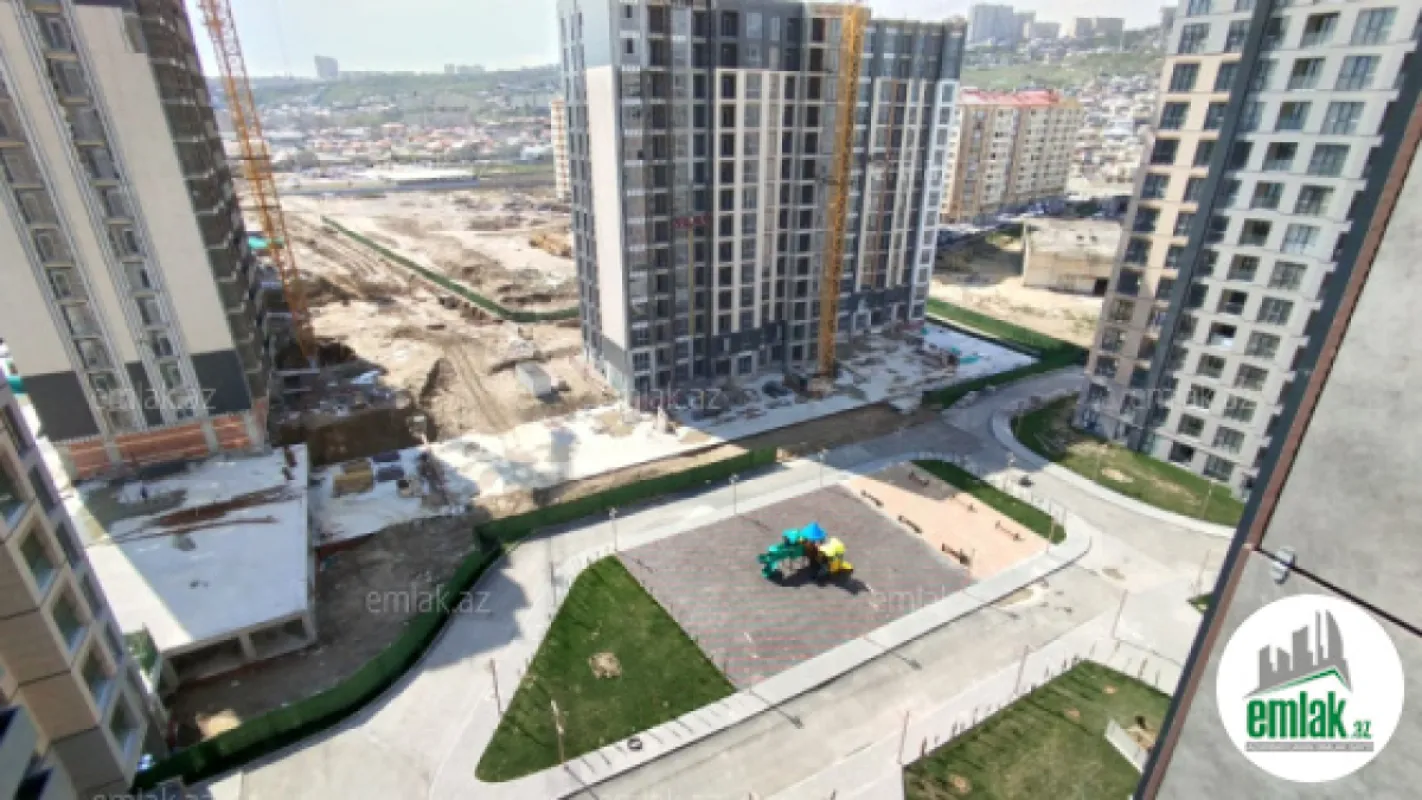 Satılır 3 otaqlı yeni tikili 88.4 m²