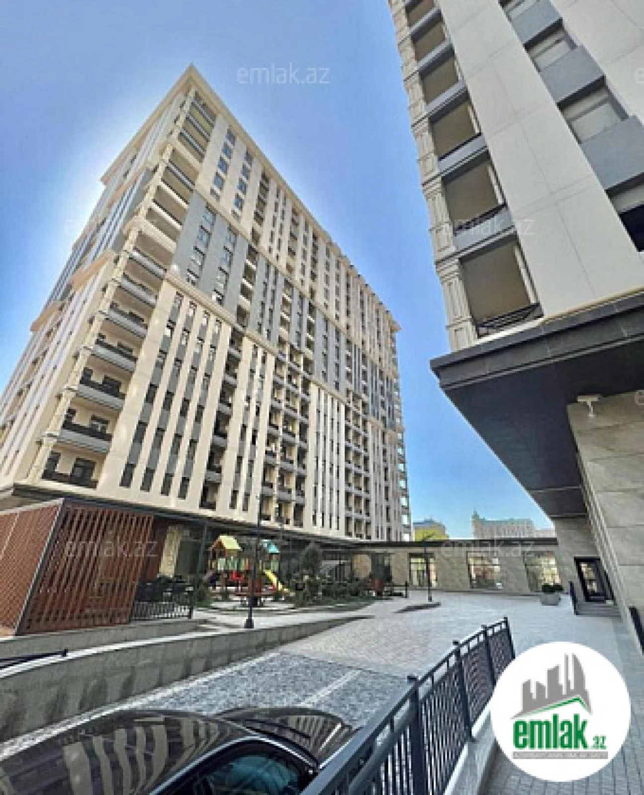 Satılır 3 otaqlı yeni tikili 125 m²