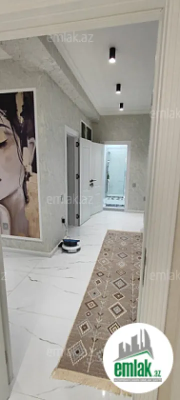 Satılır 3 otaqlı yeni tikili 115 m²