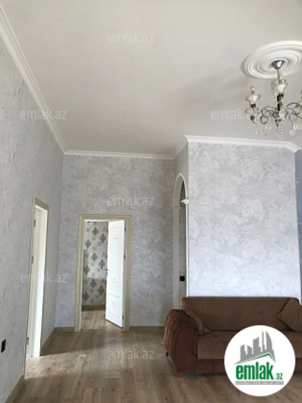 Satılır 6 otaqlı həyət evi 220 m²