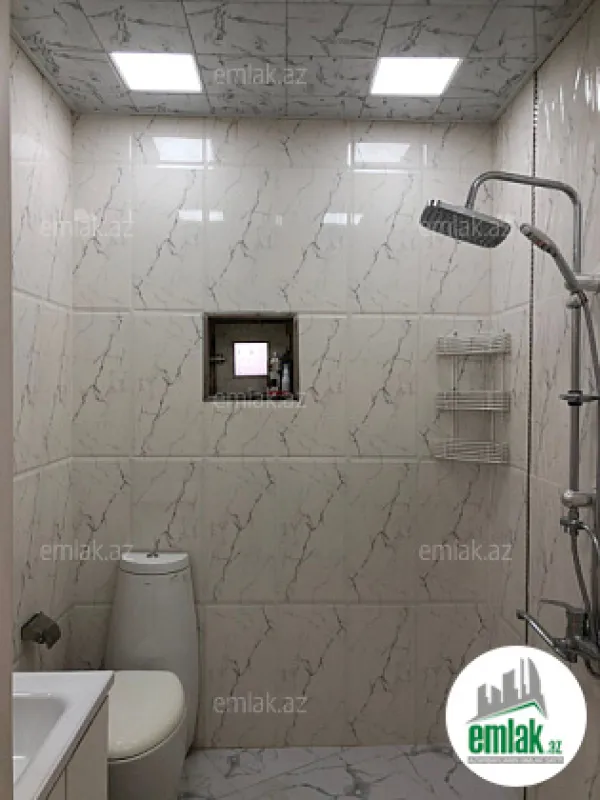 Satılır 6 otaqlı həyət evi 220 m²