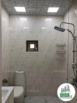Satılır 6 otaqlı həyət evi 220 m²