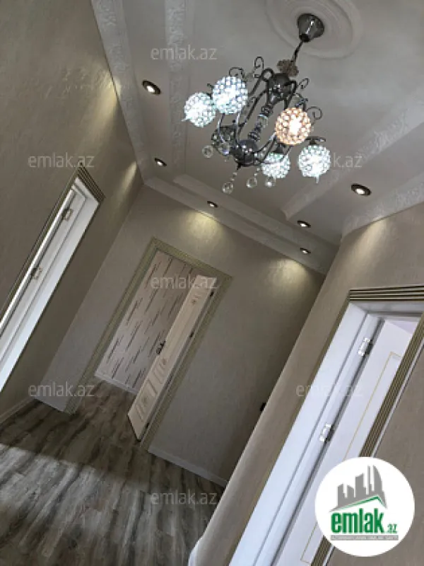 Satılır 6 otaqlı həyət evi 220 m²