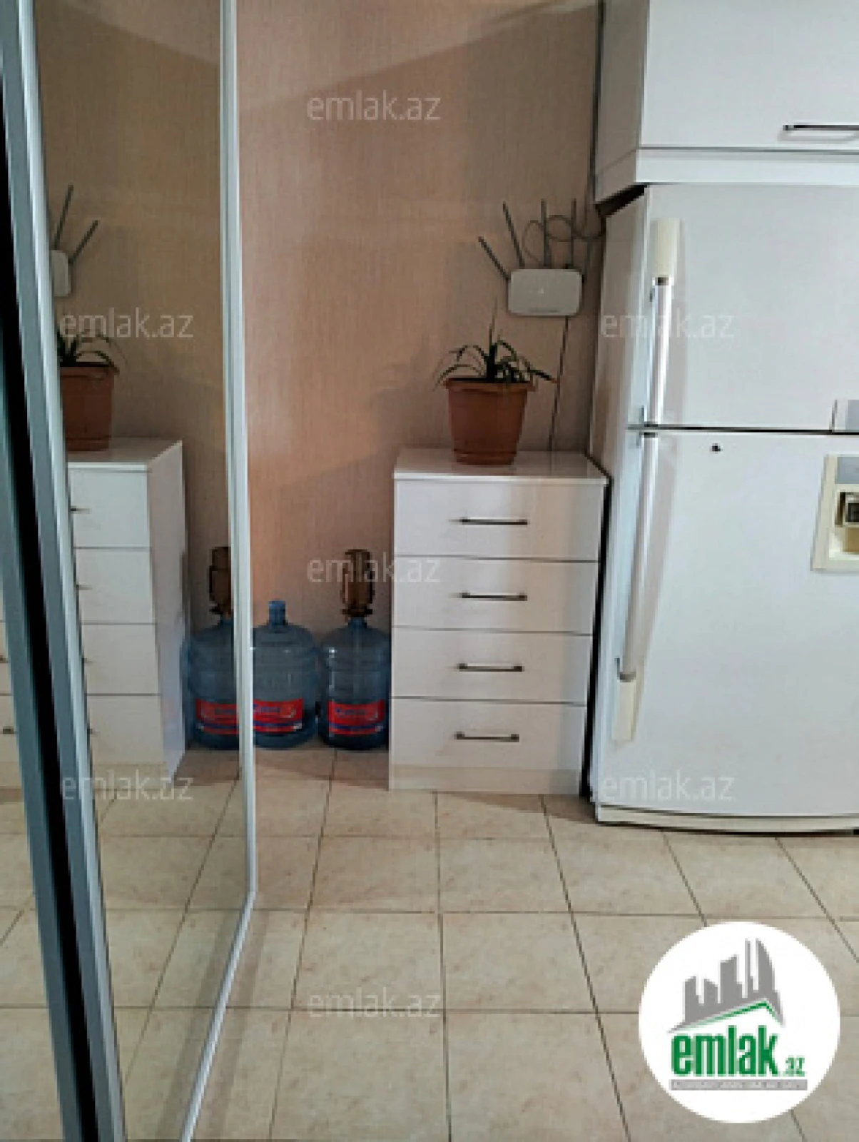 Satılır 2 otaqlı yeni tikili 75 m²