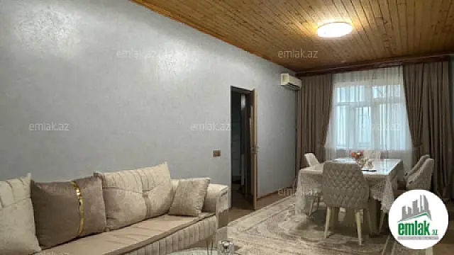 Satılır 3 otaqlı köhnə tikili 110 m²