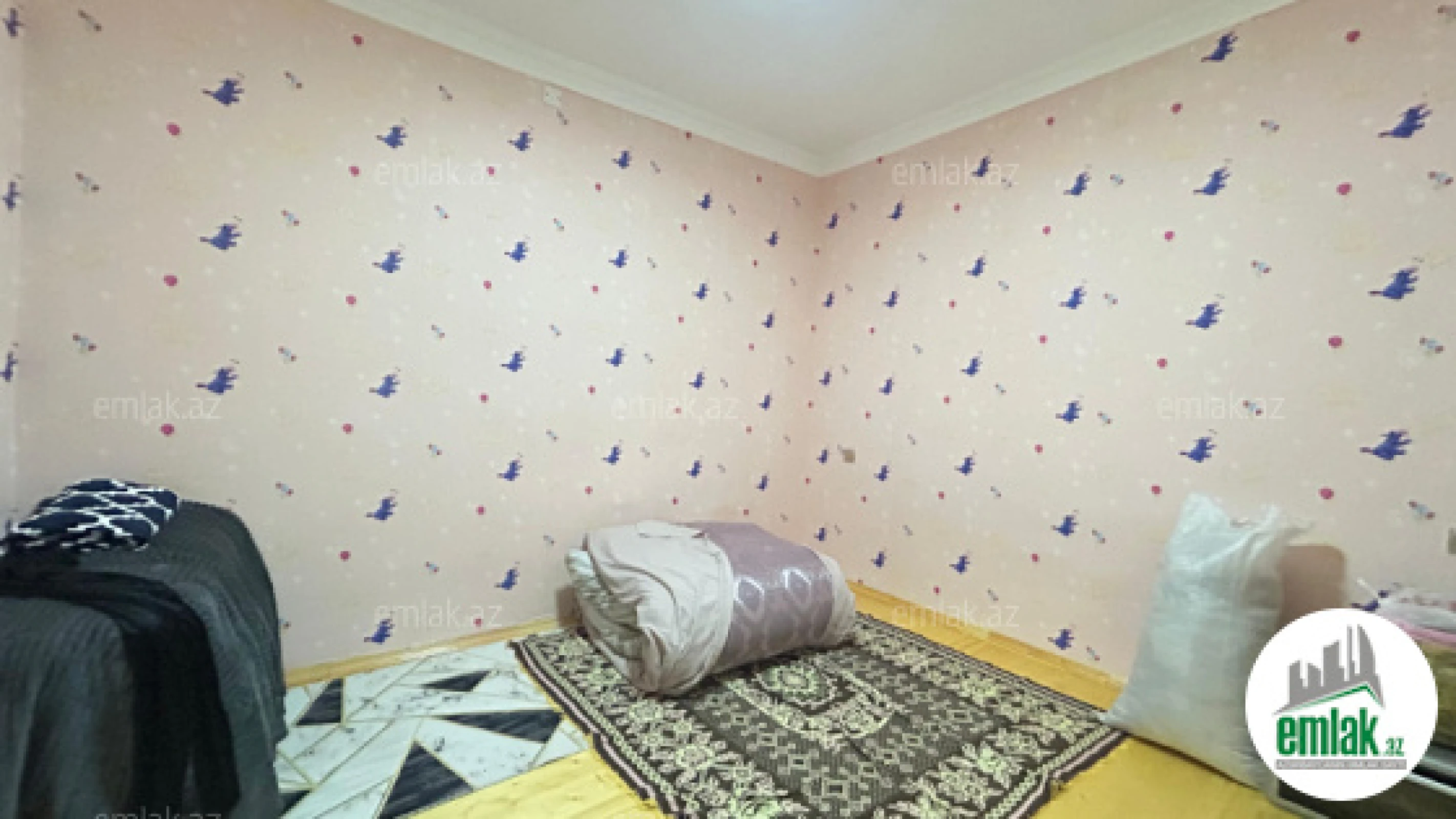 Satılır 3 otaqlı köhnə tikili 110 m²
