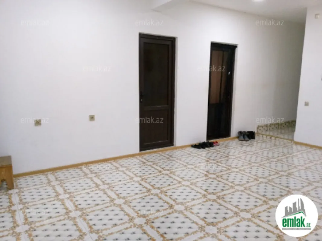 Satılır 6 otaqlı həyət evi 250 m²