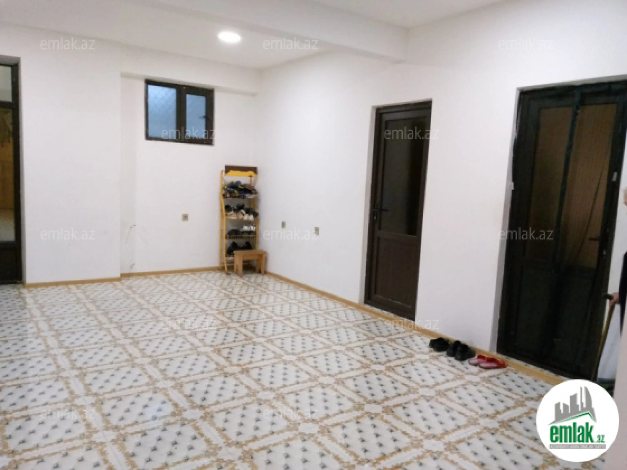 Satılır 6 otaqlı həyət evi 250 m²