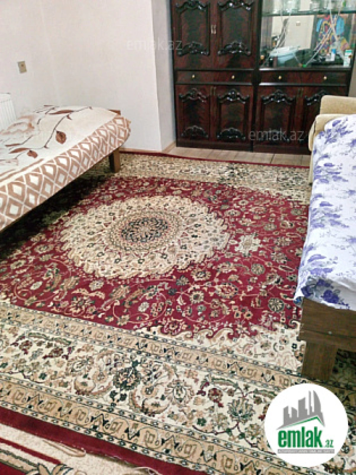 Satılır 6 otaqlı həyət evi 250 m²