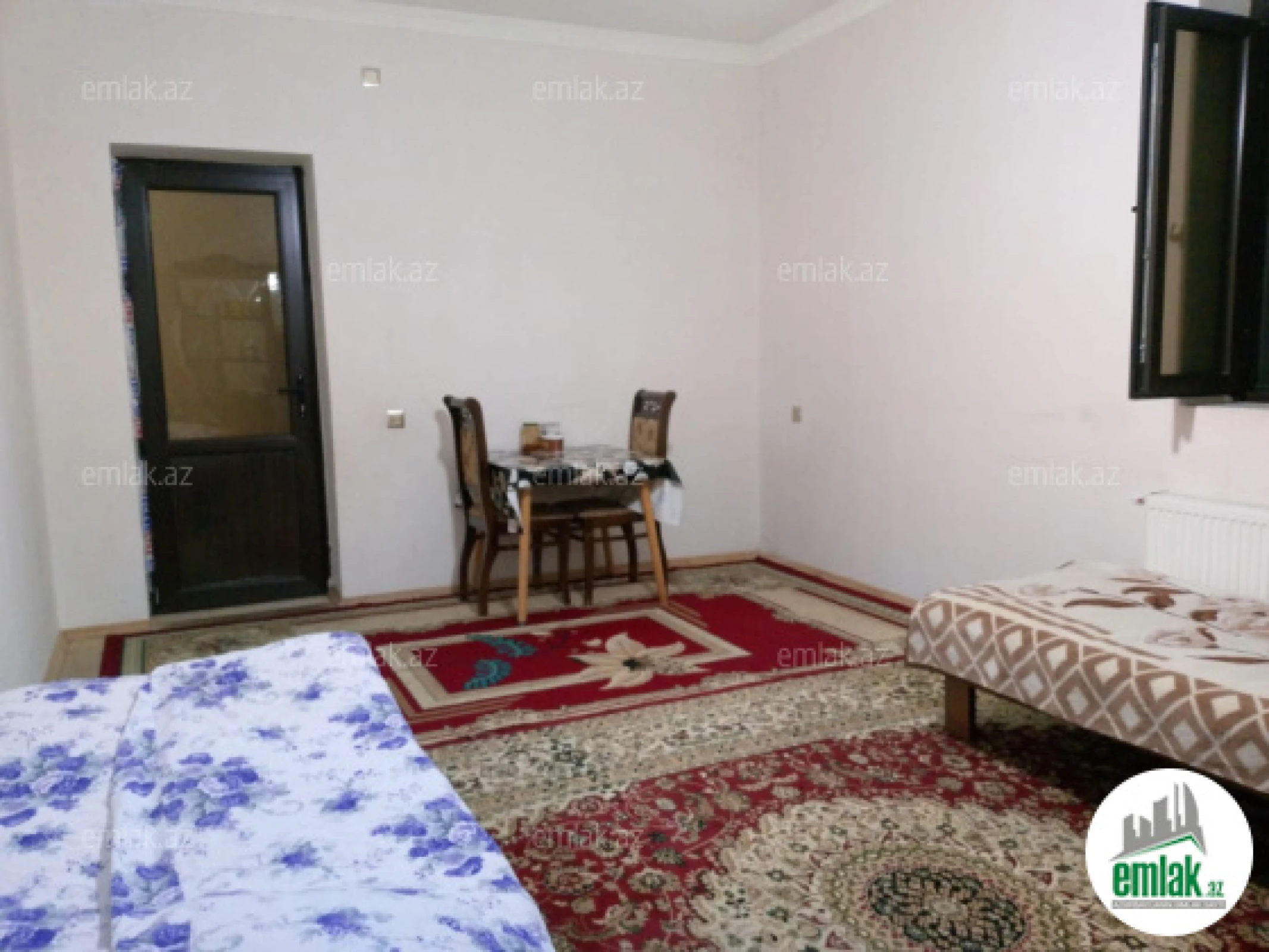 Satılır 6 otaqlı həyət evi 250 m²