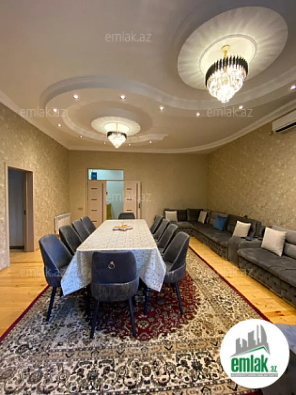 Satılır 6 otaqlı həyət evi 250 m²