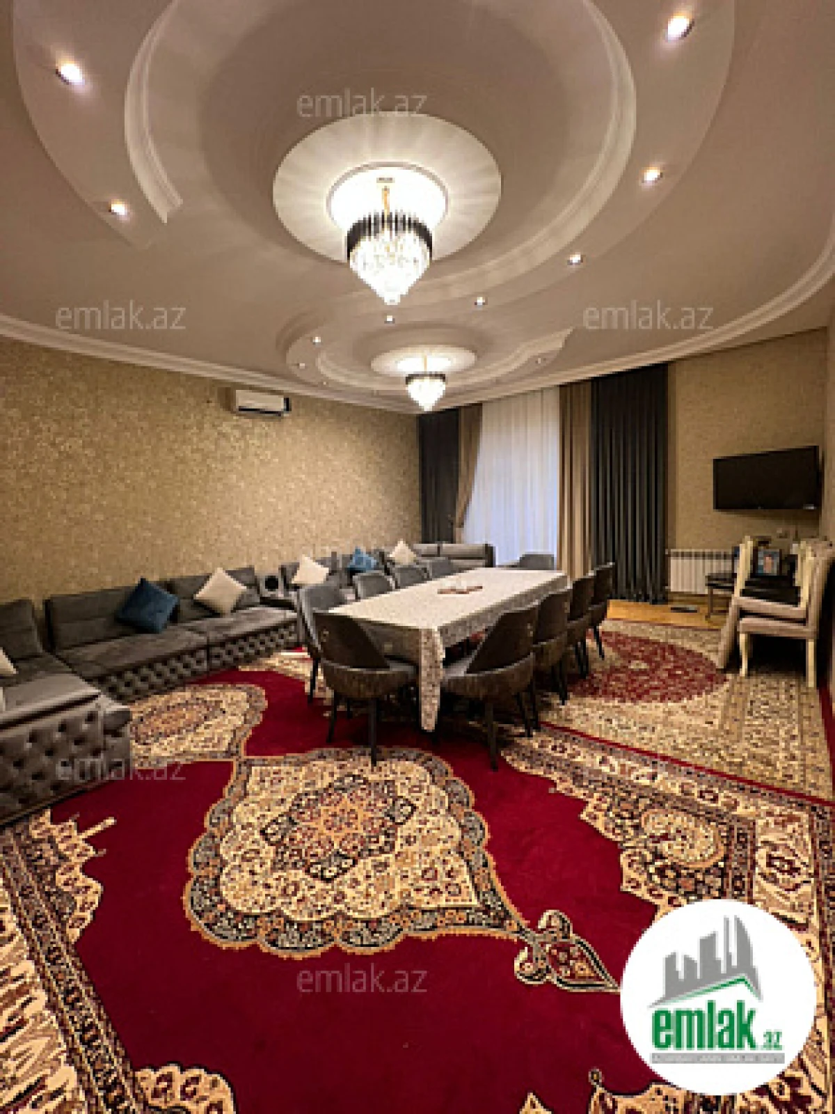 Satılır 6 otaqlı həyət evi 250 m²