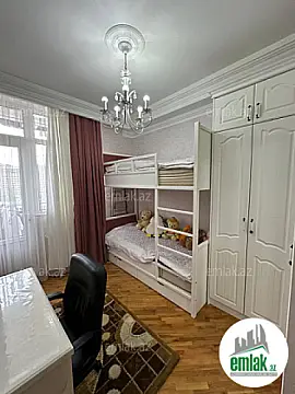 Satılır 3 otaqlı yeni tikili 77 m²