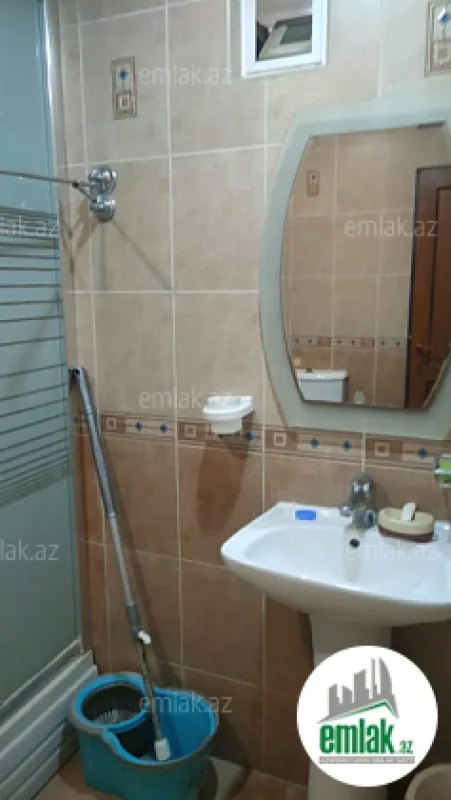 Satılır 3 otaqlı köhnə tikili 56 m²