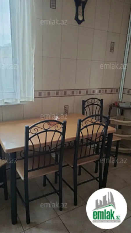 Satılır 3 otaqlı köhnə tikili 56 m²