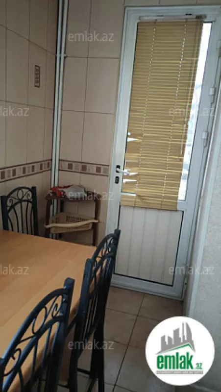 Satılır 3 otaqlı köhnə tikili 56 m²