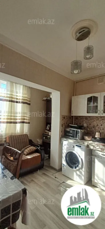 Satılır 2 otaqlı köhnə tikili 52 m²