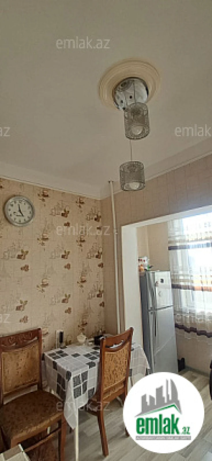Satılır 2 otaqlı köhnə tikili 52 m²