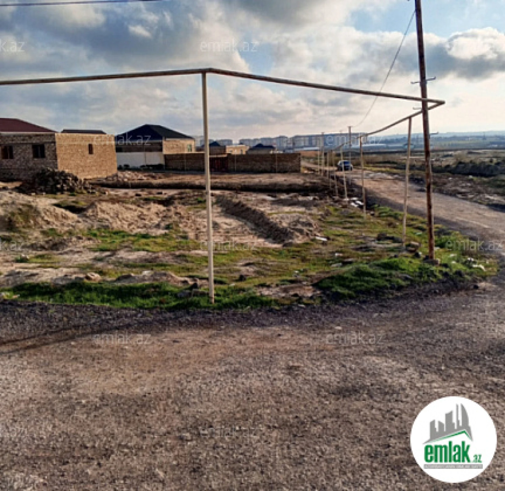 Satılır torpaq sahəsi 12 m²