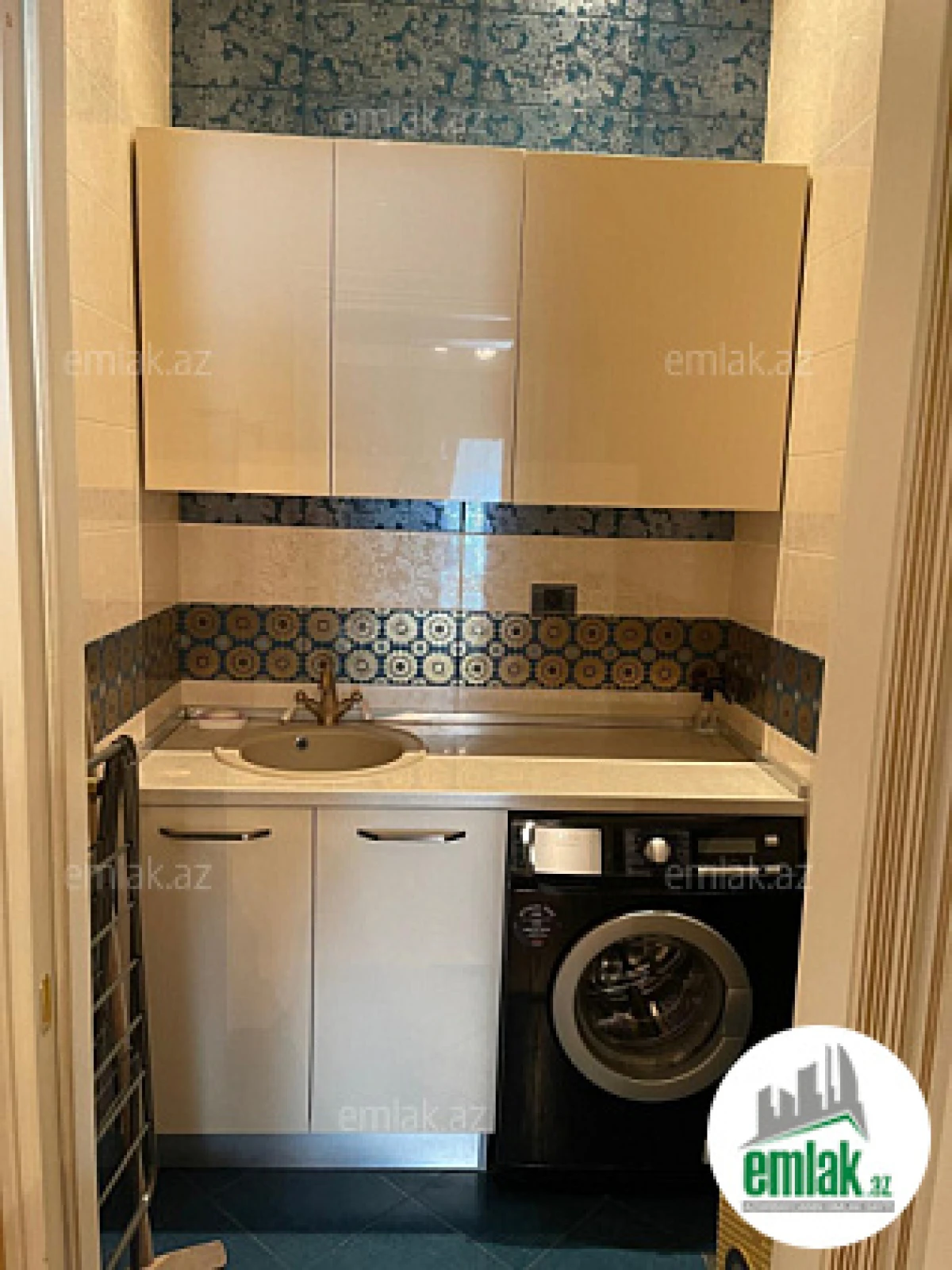 Satılır 4 otaqlı yeni tikili 244 m²