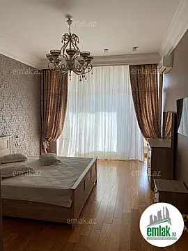 Satılır 4 otaqlı yeni tikili 244 m²