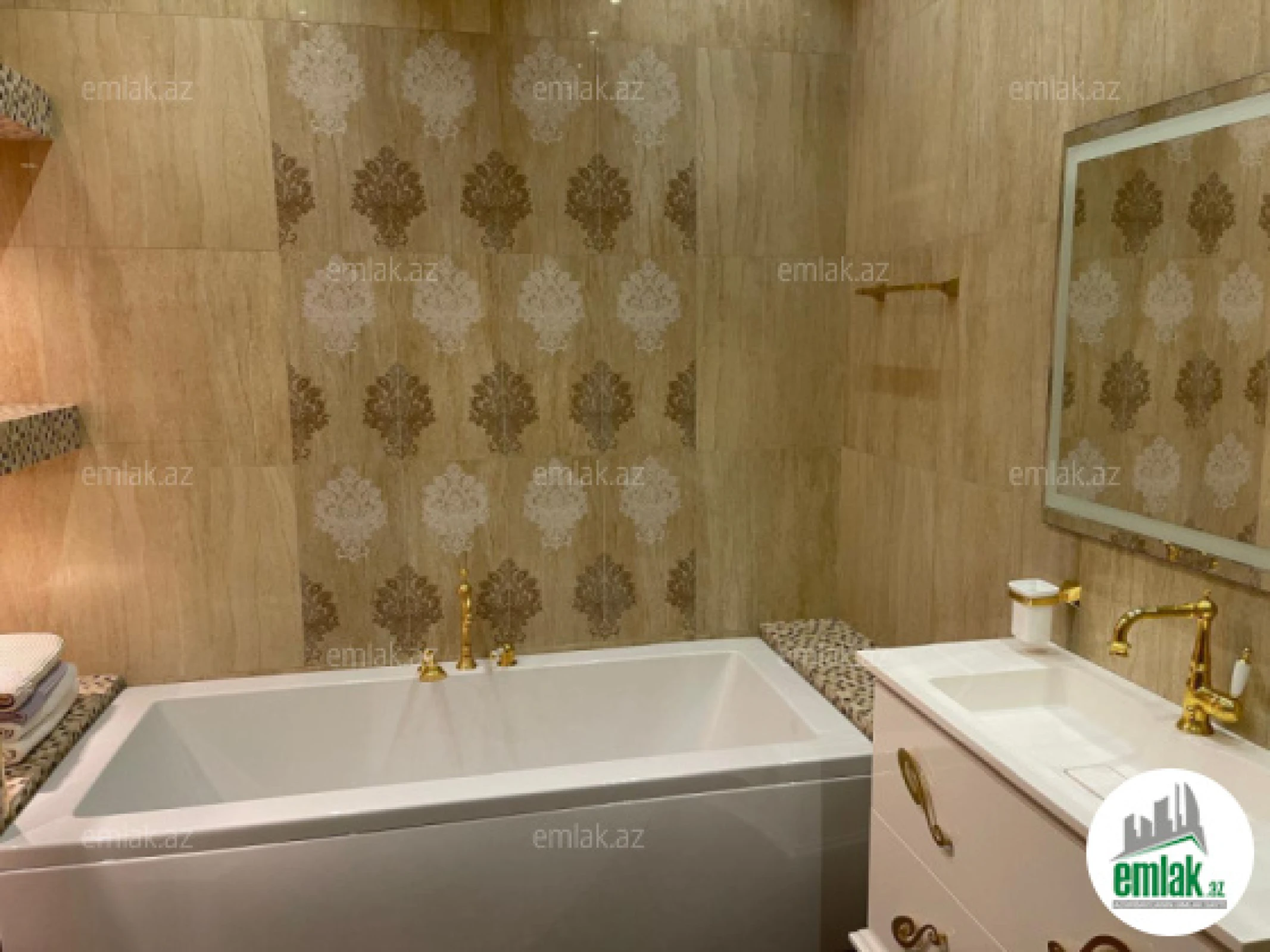 Satılır 4 otaqlı yeni tikili 244 m²