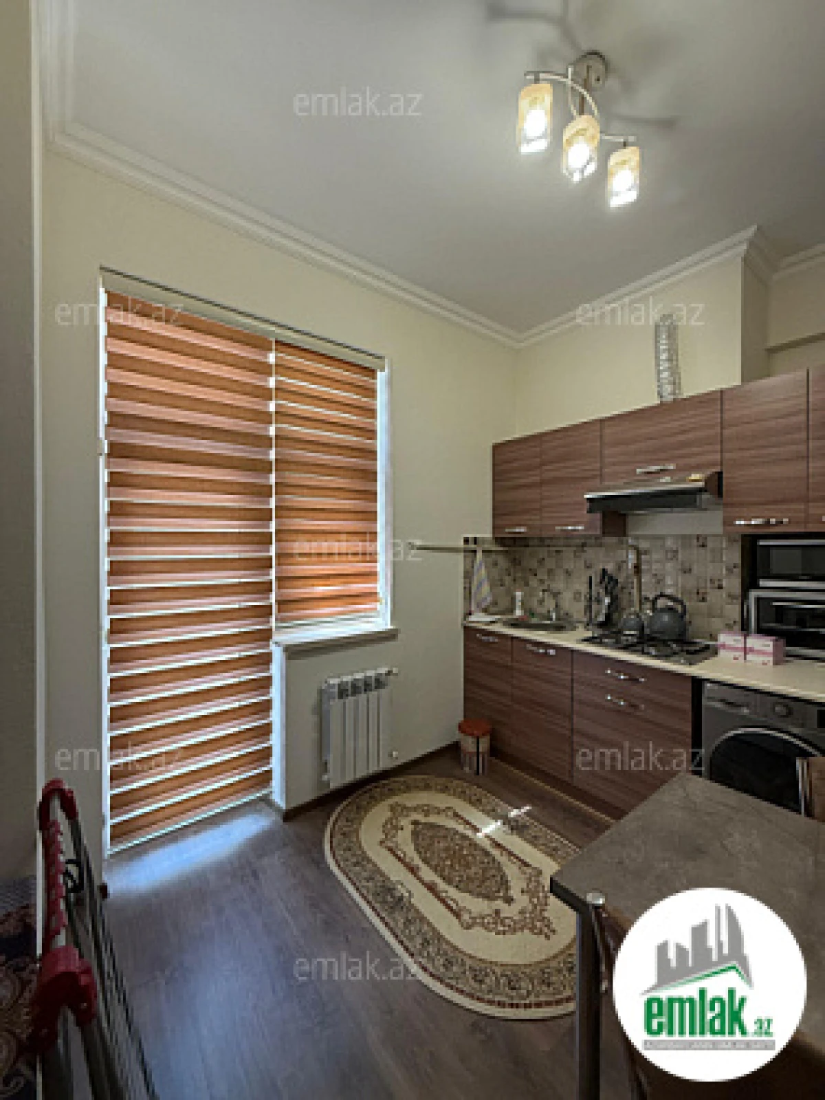 Satılır 3 otaqlı yeni tikili 70 m²