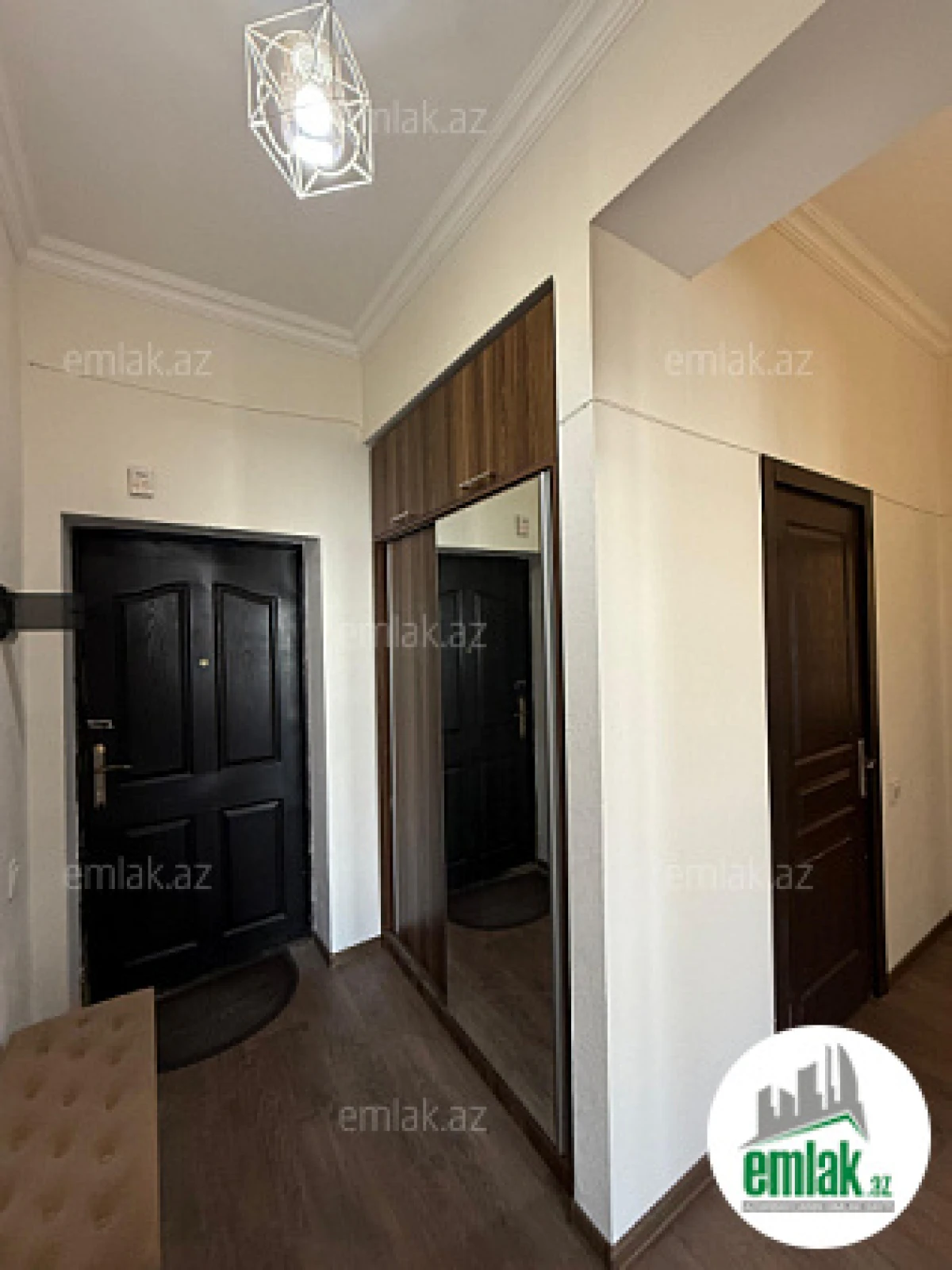 Satılır 3 otaqlı yeni tikili 70 m²