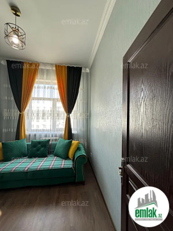 Satılır 3 otaqlı yeni tikili 70 m²