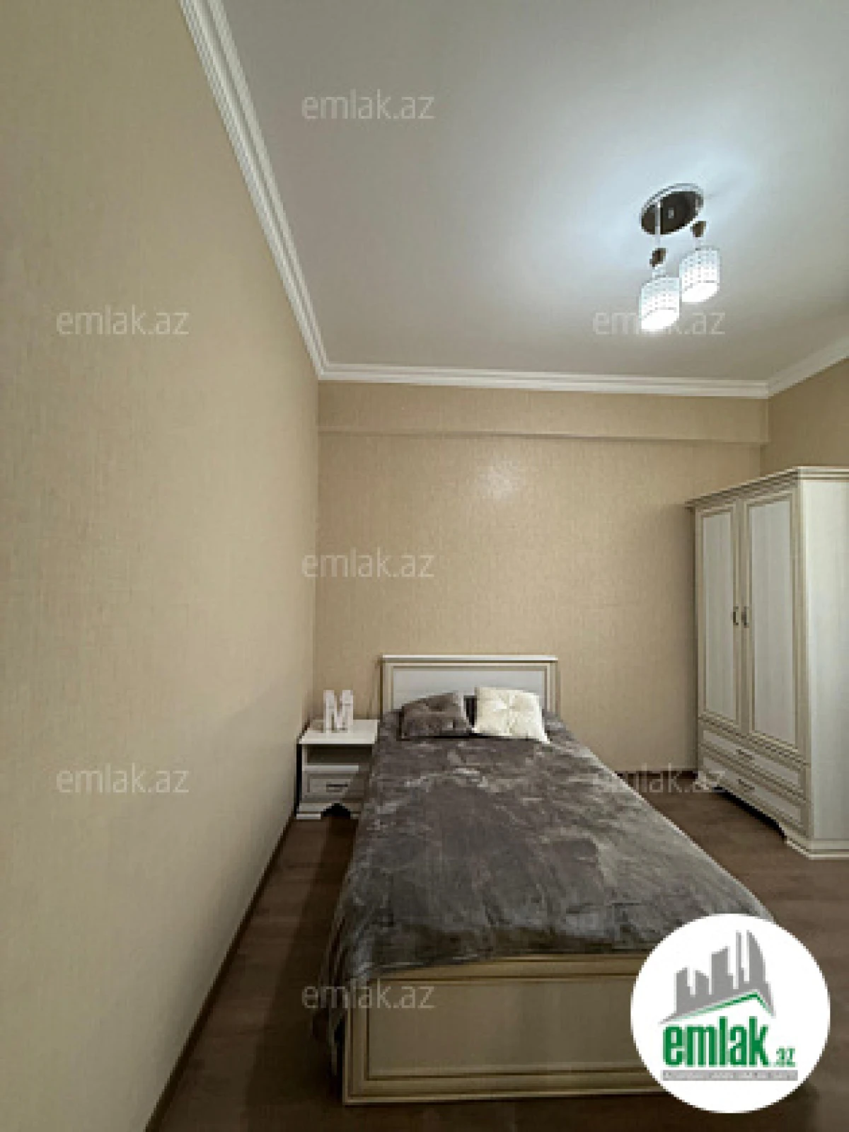 Satılır 3 otaqlı yeni tikili 70 m²
