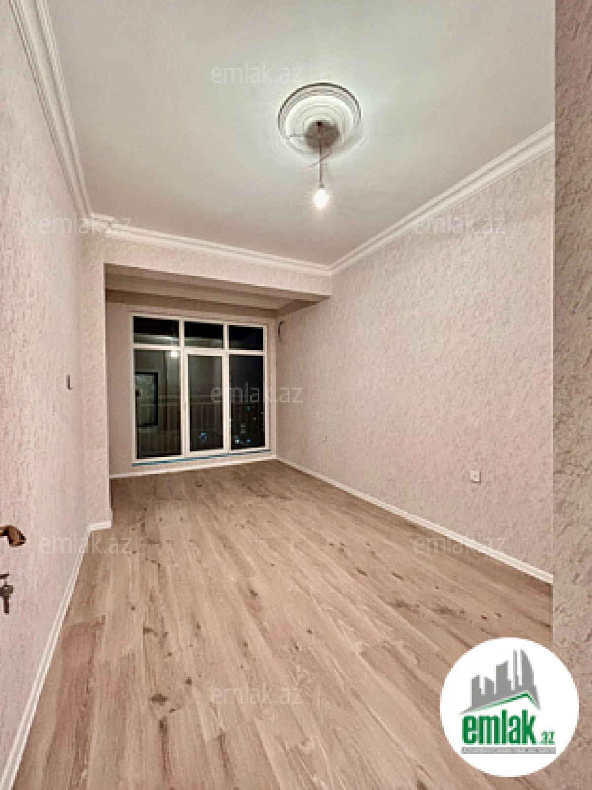 Satılır 1 otaqlı yeni tikili 47 m²
