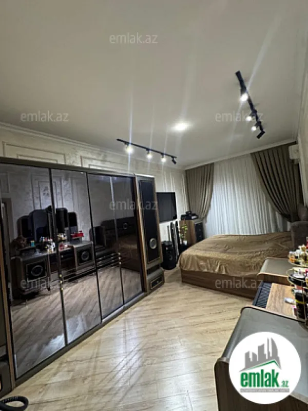 Satılır 2 otaqlı yeni tikili 87 m²