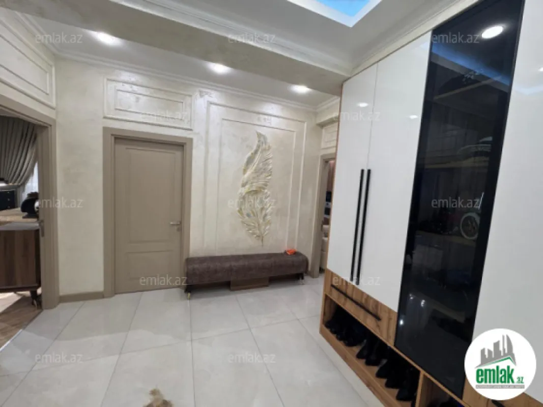 Satılır 2 otaqlı yeni tikili 87 m²