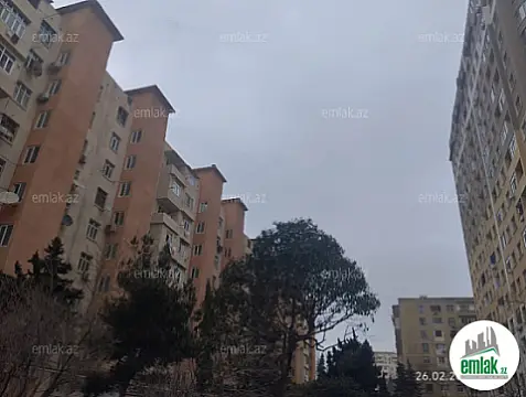 Satılır 5 otaqlı köhnə tikili 100 m²