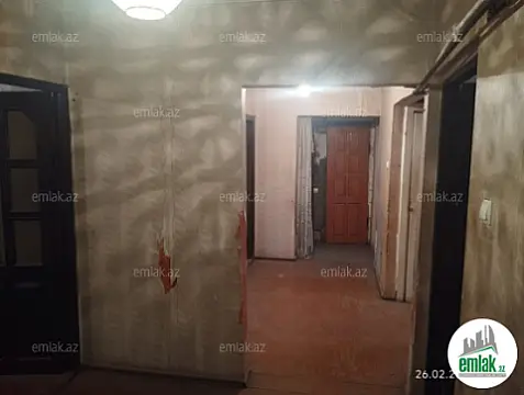 Satılır 5 otaqlı köhnə tikili 100 m² — Bakı 5 otaq 100.00 m²